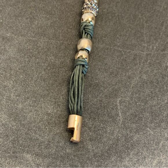 CHICO’S Green gold rhinestone necklace and bracelet set 🔥 - Picture 7 of 10